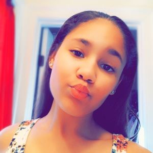 Meet your Posher, Keira